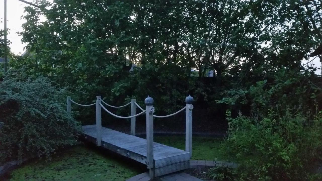 Het Filipijns Slaaphuisje Hooglede Eksteriør billede